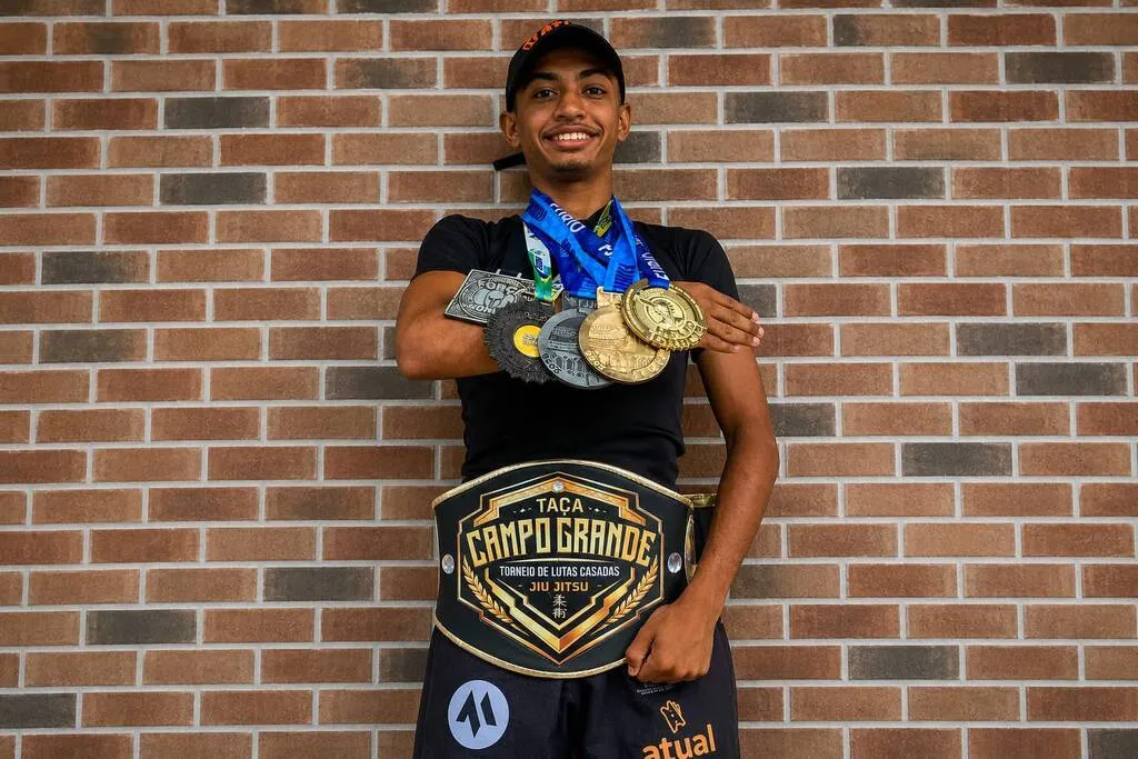 Jovem promessa do Jiu-Jitsu acumula títulos e projeta novos desafios