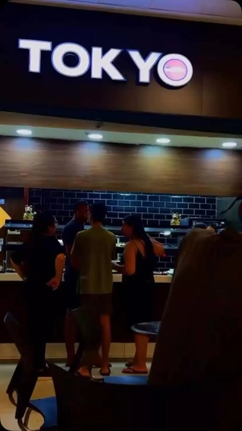 Clientes relatam problemas com rodízio comprado antecipadamente em restaurante no Shopping Jardim Guadalupe